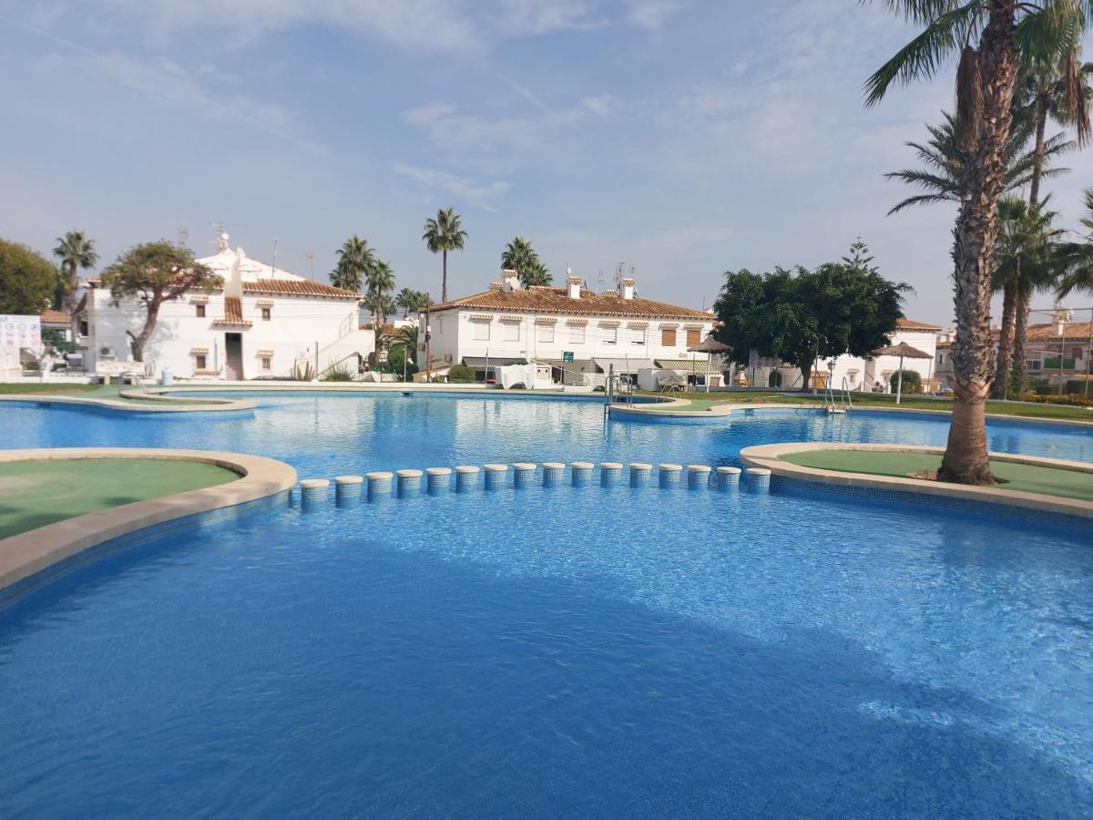 Bebi Casa Apartment Torrevieja Kültér fotó